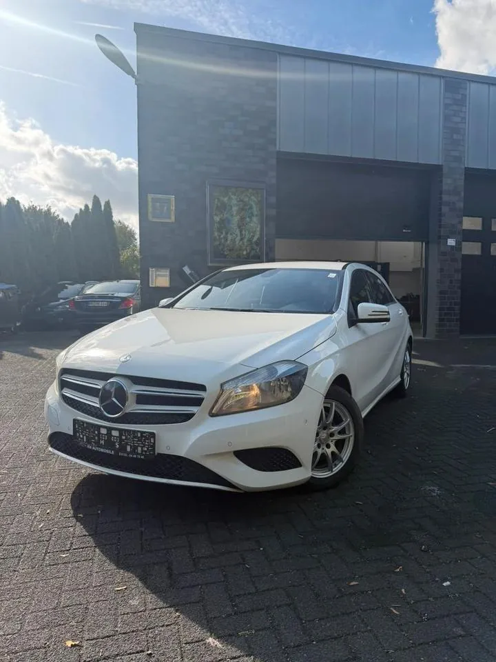 Mercedes-Benz A 200