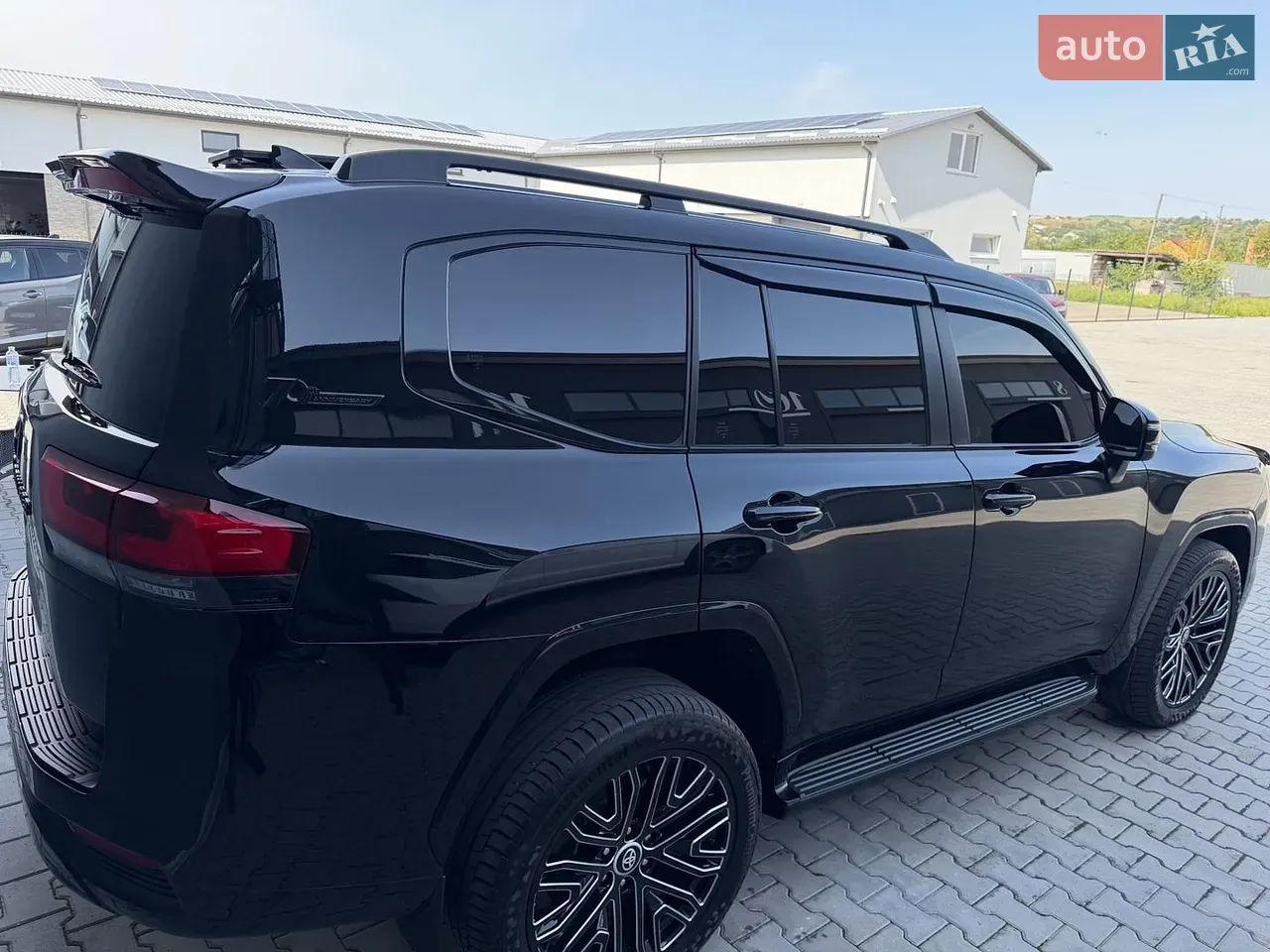 Toyota Land Cruiser 2021 photo 3