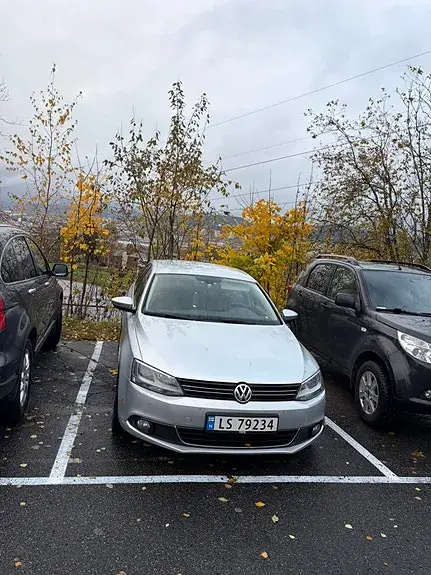 Volkswagen Jetta 2012 photo 2