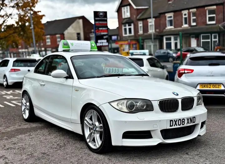 BMW 1 Series 2008 photo 2