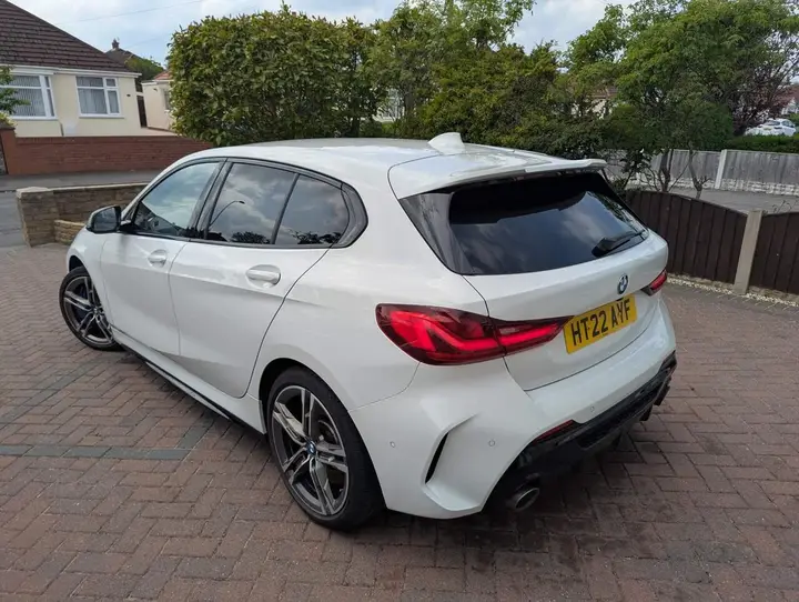 BMW 1 Series 2022 photo 4