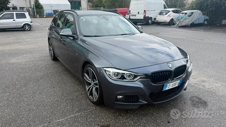 BMW 320