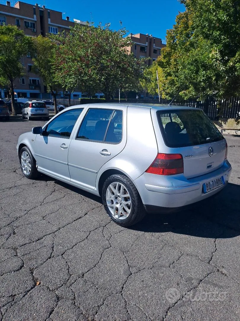 Volkswagen Golf 2003 photo 3