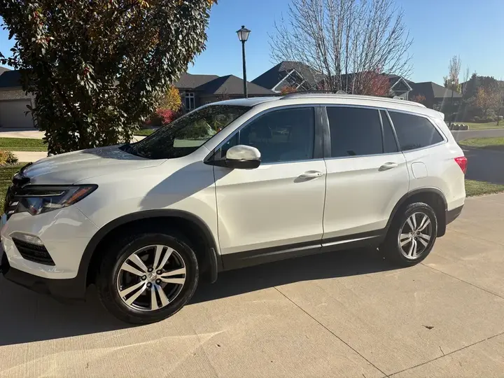 Honda Pilot 2016 photo 2