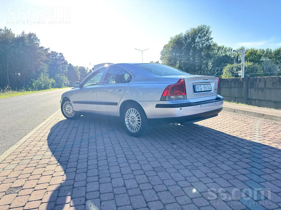 Volvo S60 2002 photo 4