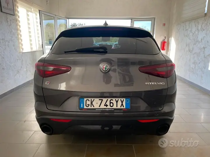 Alfa Romeo Stelvio 2022 photo 5