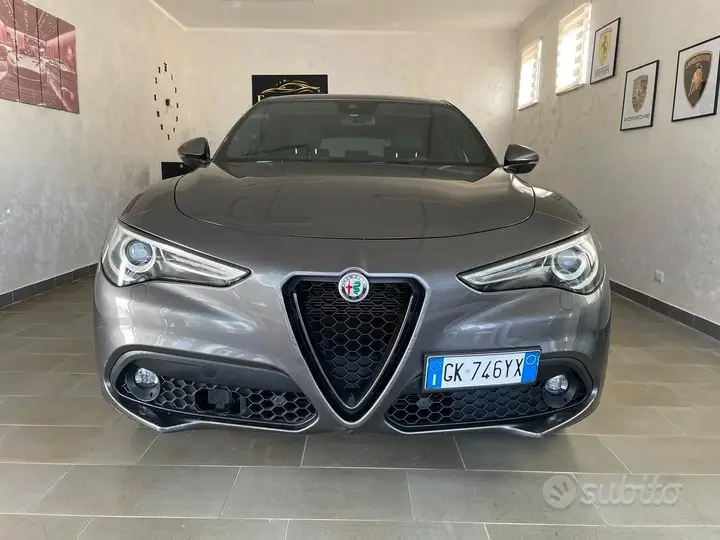 Alfa Romeo Stelvio 2022 photo 2
