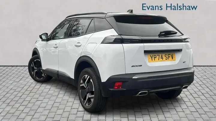 Peugeot 2008 2024 photo 3