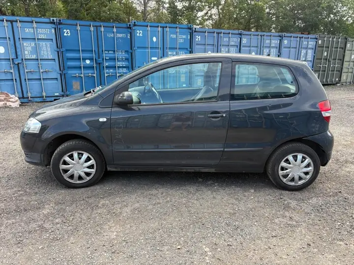 Volkswagen Fox 2011 photo 4