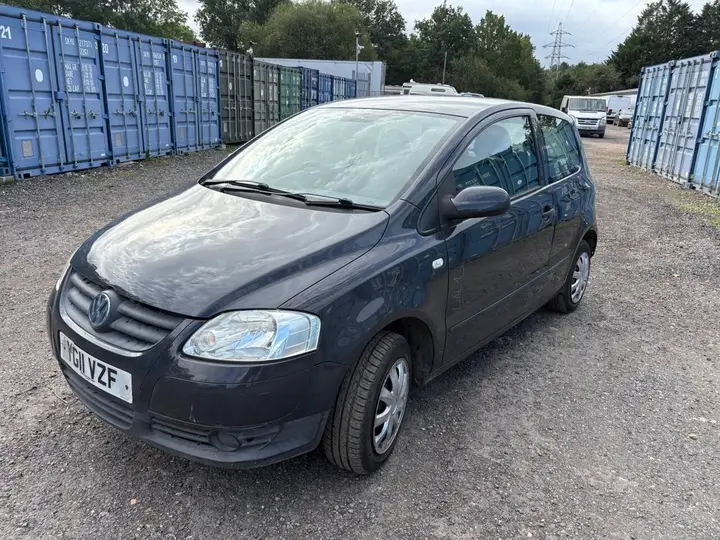 Volkswagen Fox 2011 photo 3