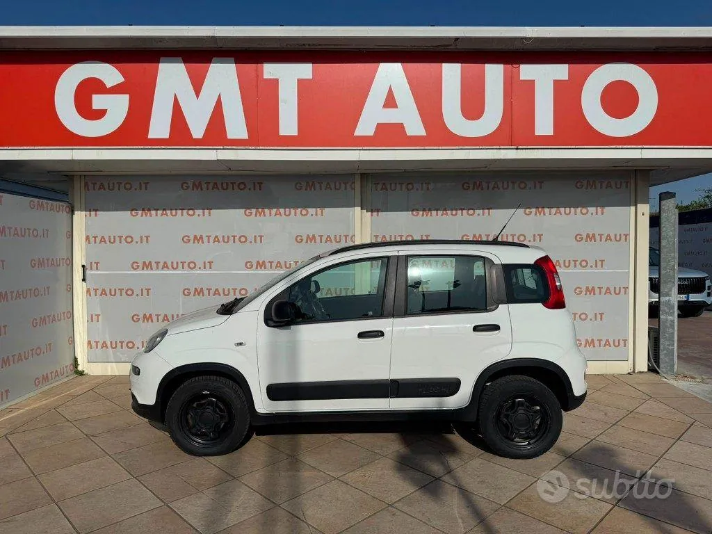 Fiat Panda Cross 2018 photo 2