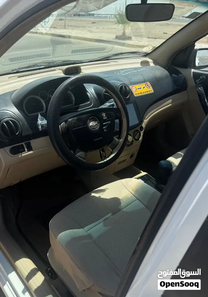Chevrolet Aveo 2011 photo 2