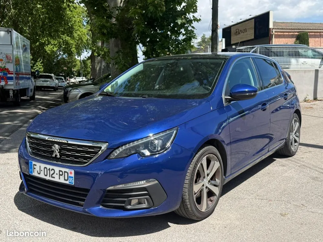 Peugeot 308 2018 photo 2