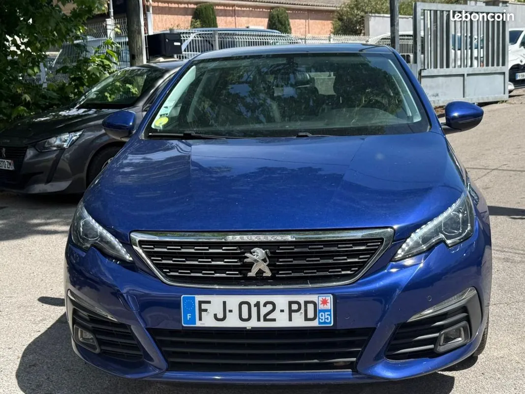 Peugeot 308 2018 photo 3