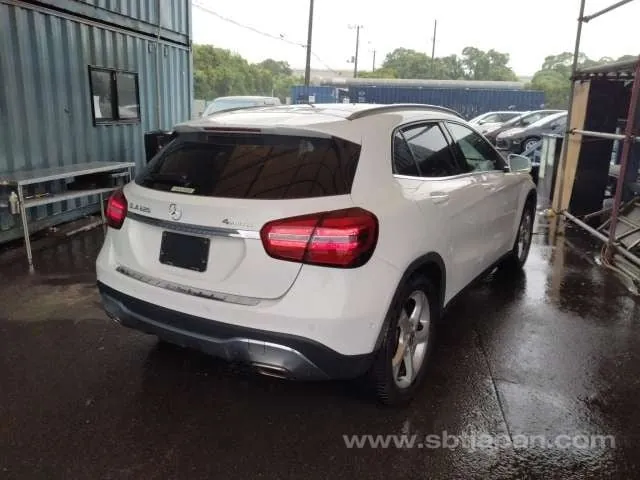 Mercedes-Benz Gla Class 2019 photo 3
