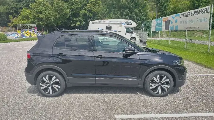 Volkswagen T-Cross photo 3
