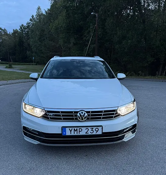 Volkswagen Passat 2018 photo 2
