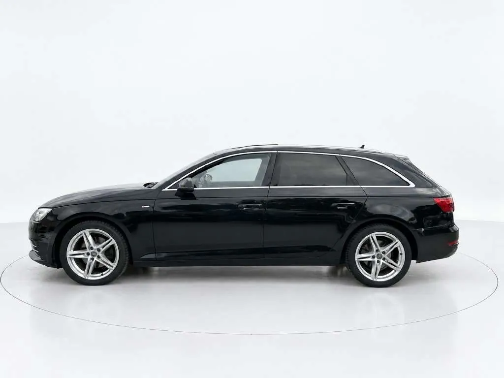 Audi A4 2017 photo 5