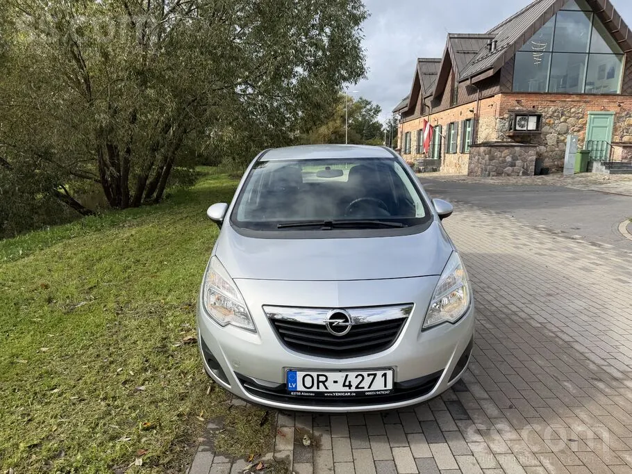 Opel Meriva 2013 photo 2