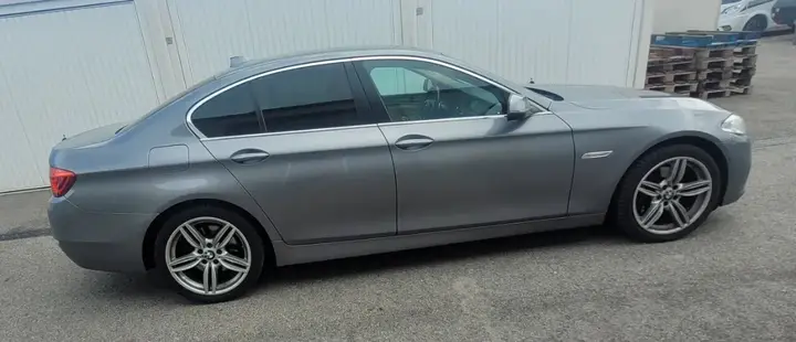 BMW 5 Series 2015 photo 3