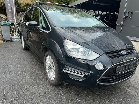 Ford S-Max 2012 photo 2