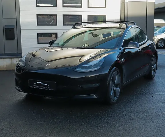 Tesla Model 3 2019 photo 3