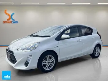 Toyota Aqua 2015 photo 4