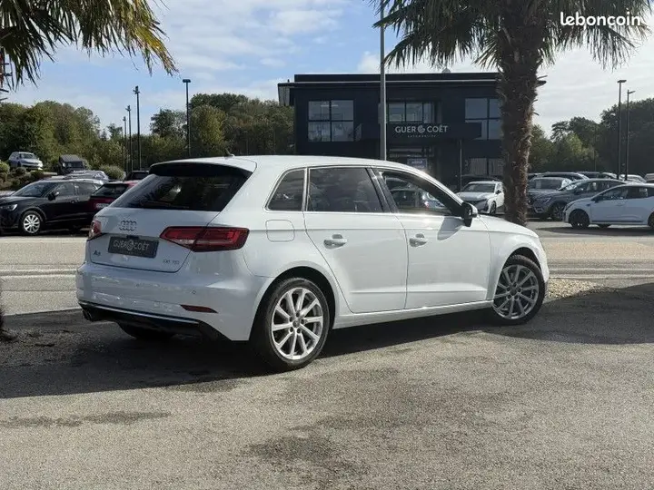Audi A3 2019 photo 3