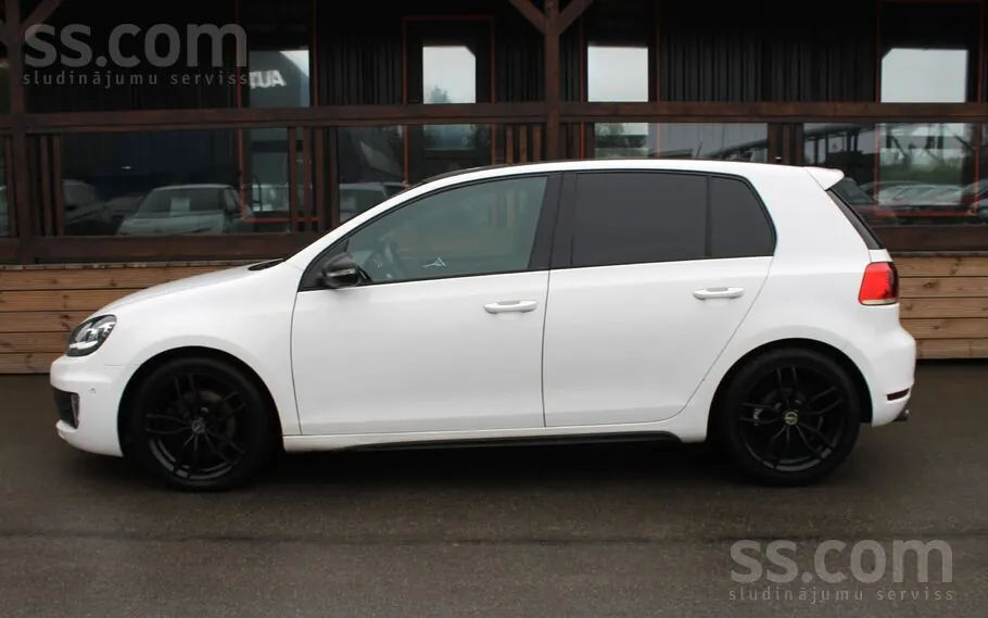 Volkswagen Golf 2012 photo 4