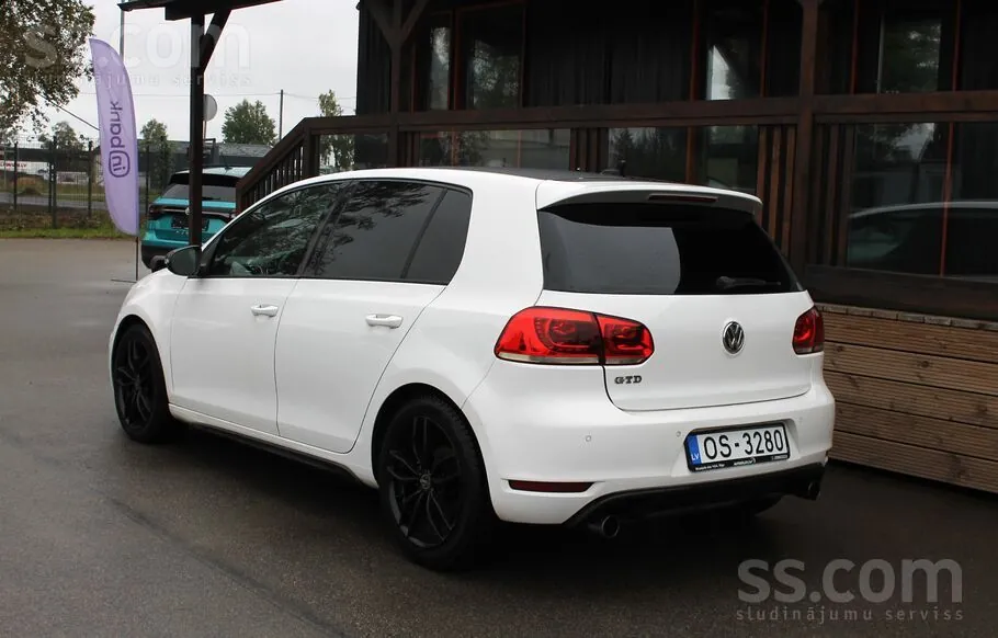Volkswagen Golf 2012 photo 5