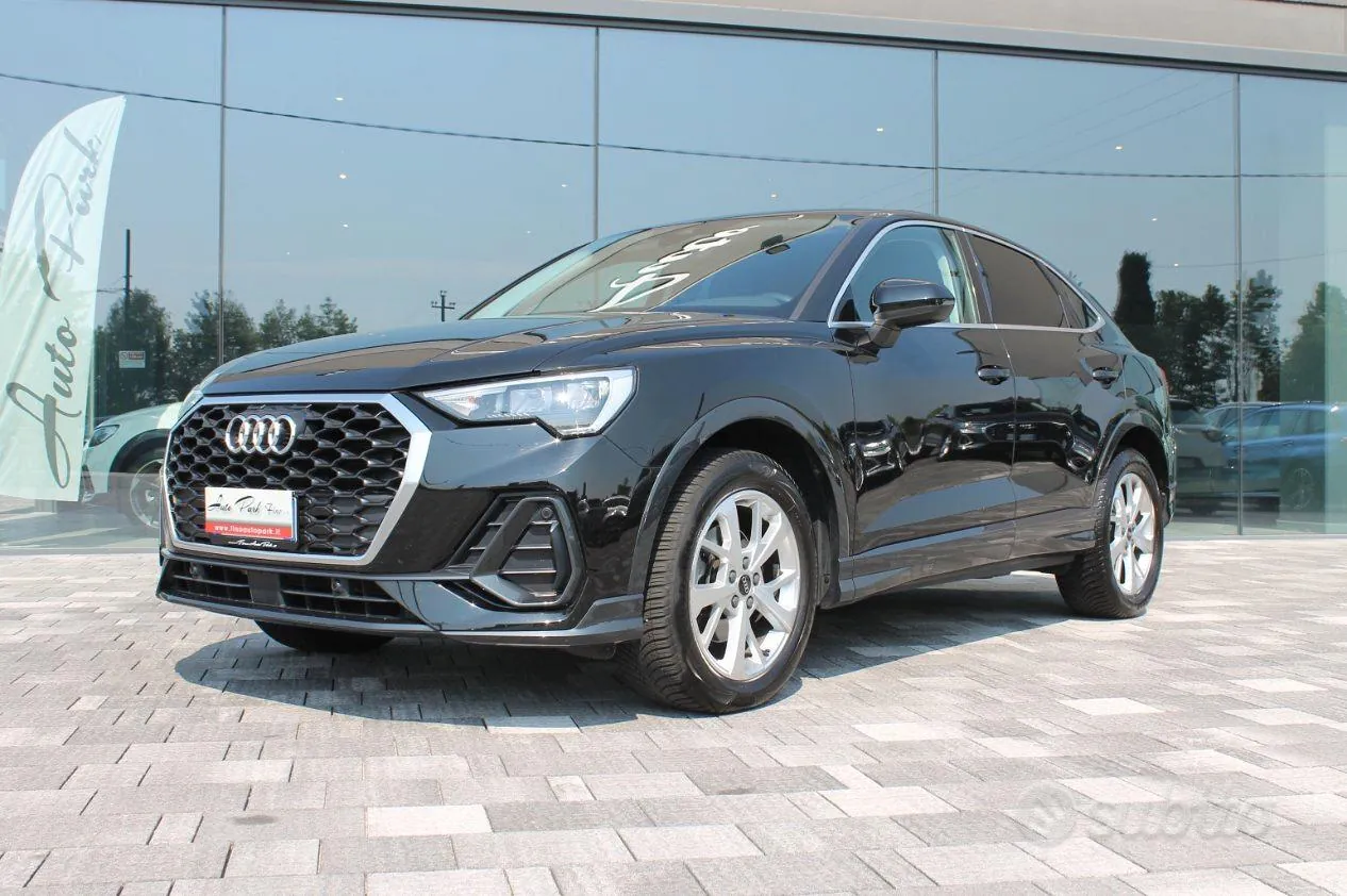 Audi Q3 2022 photo 3