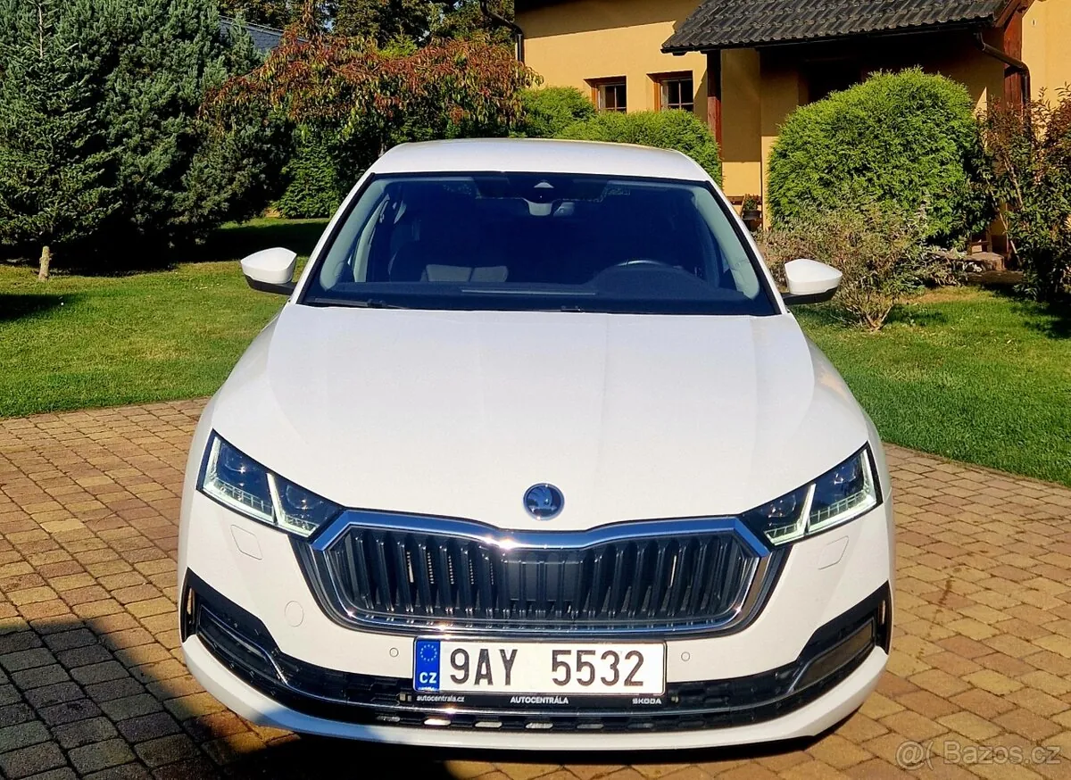 Skoda Octavia 2023 photo 3