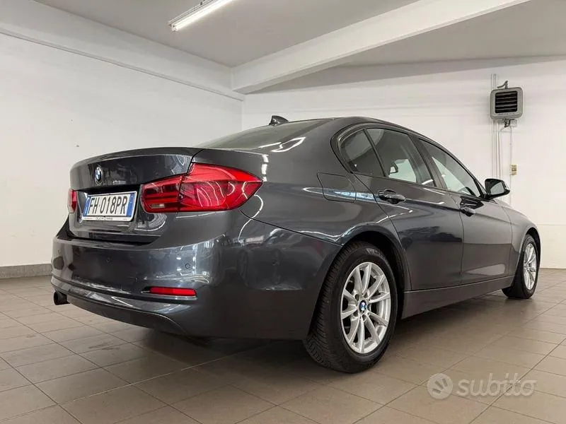 BMW 3 Series 2017 photo 4