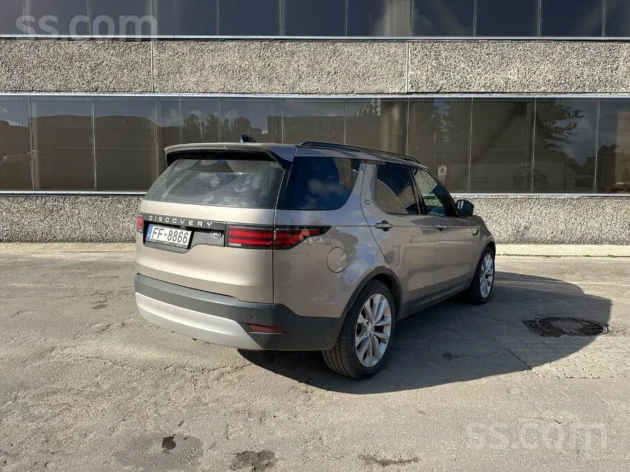 Land Rover Discovery 2021 photo 4
