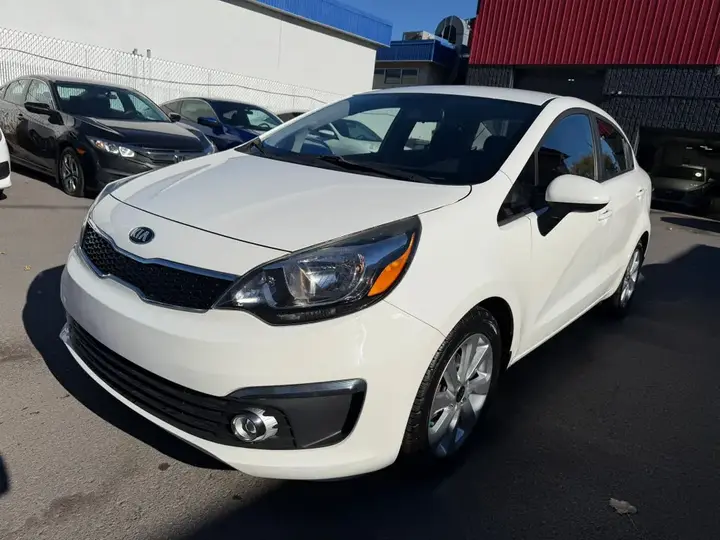 Kia Rio 2016 photo 5