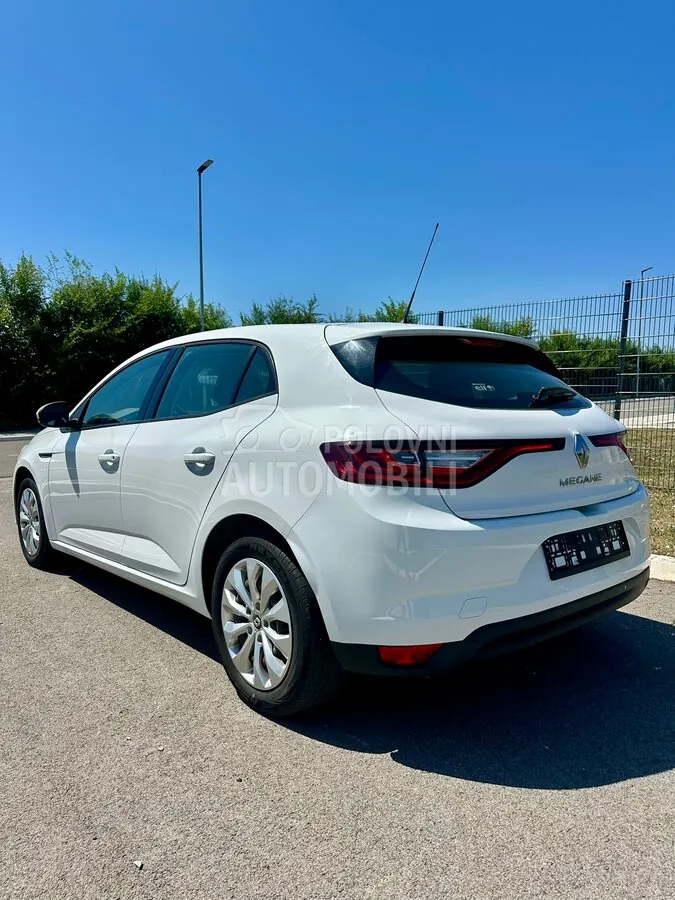 Renault Megane 2018 photo 4
