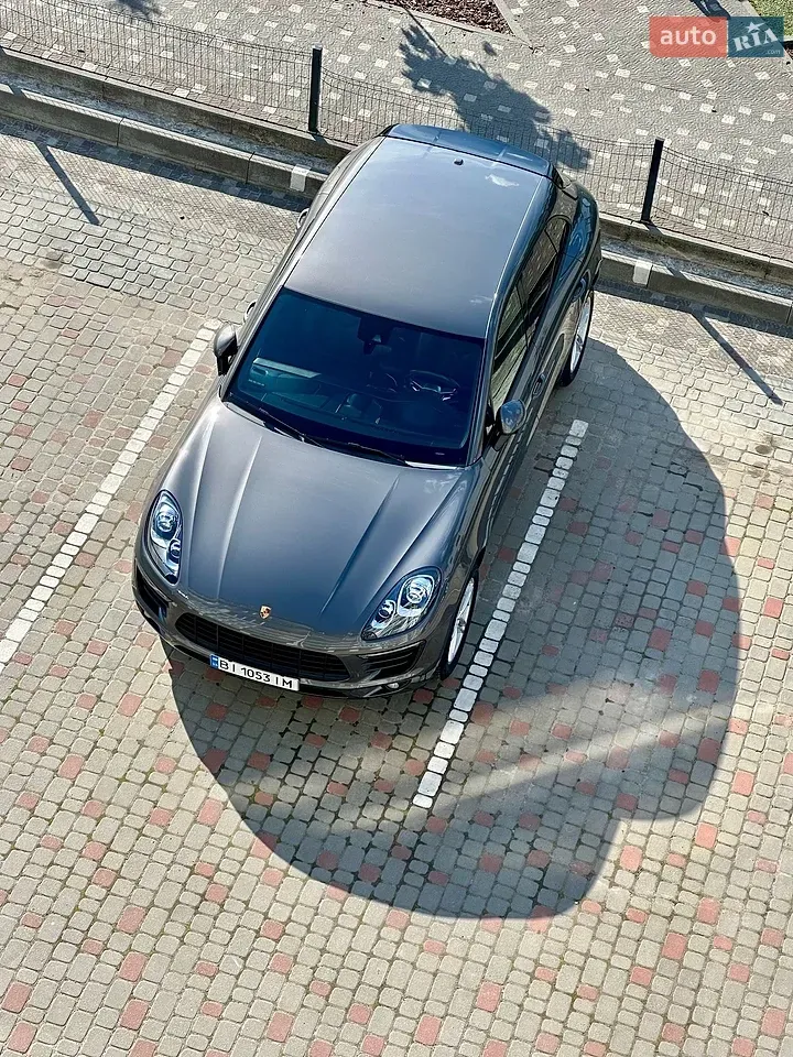 Porsche Macan