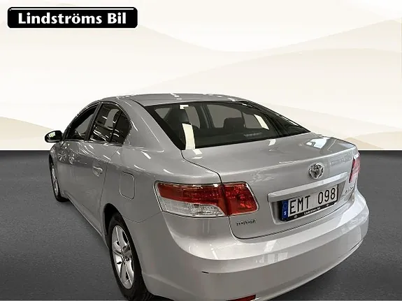 Toyota Avensis 2010 photo 4