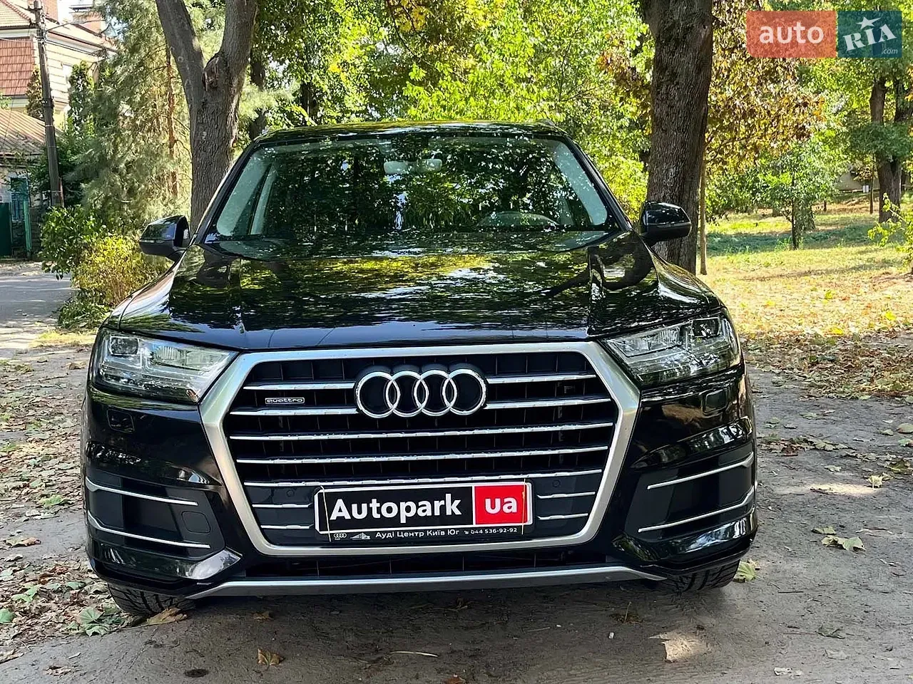 Audi Q7 2015 photo 2