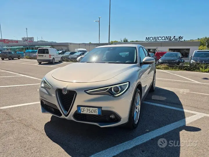 Alfa Romeo Stelvio 2021 photo 2