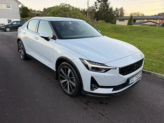 Polestar 2 2021 photo 3