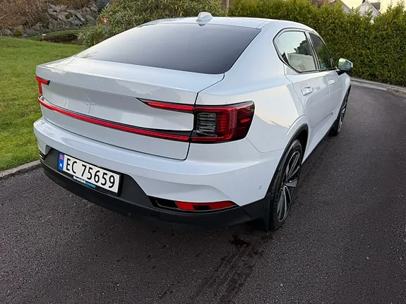 Polestar 2 2021 photo 4