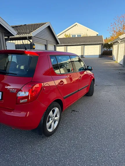 Skoda Fabia 2009 photo 3