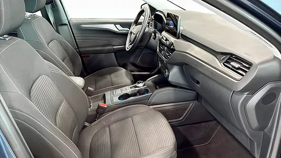 Ford Kuga 2022 photo 3