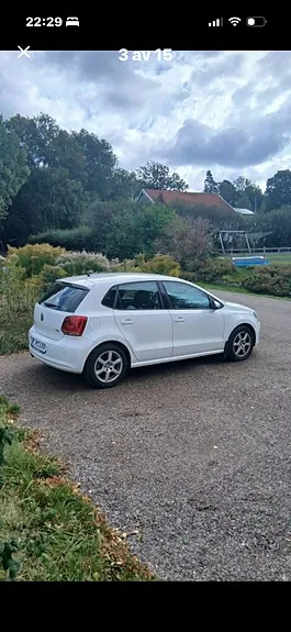 Volkswagen Polo 2011 photo 2