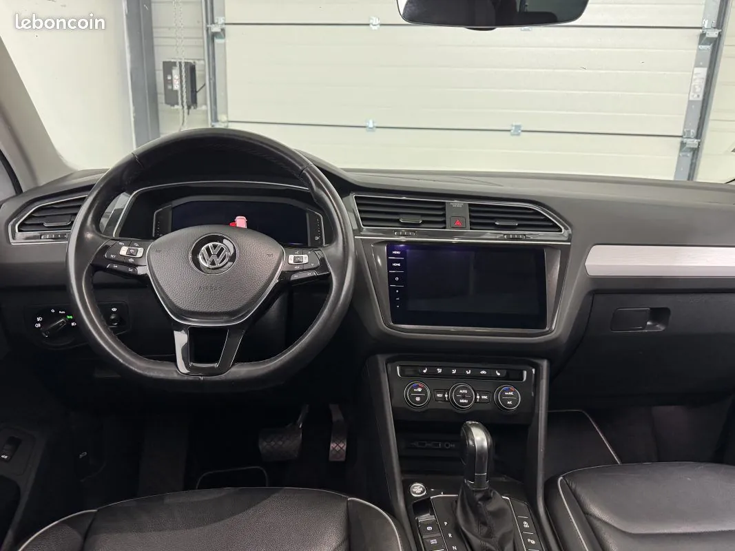 Volkswagen Tiguan 2019 photo 2