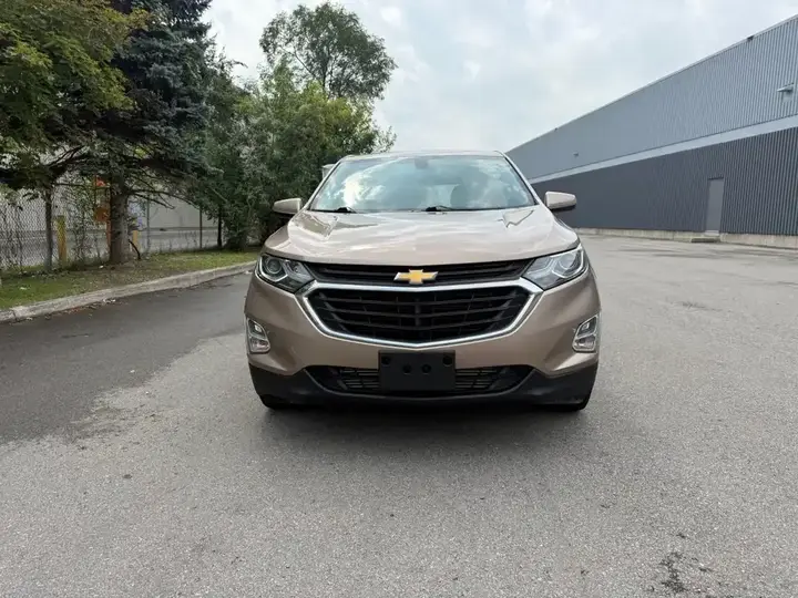 Chevrolet Equinox 2018 photo 2
