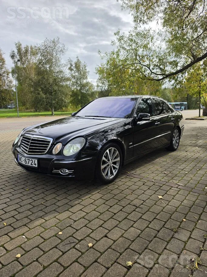 Mercedes-Benz E280