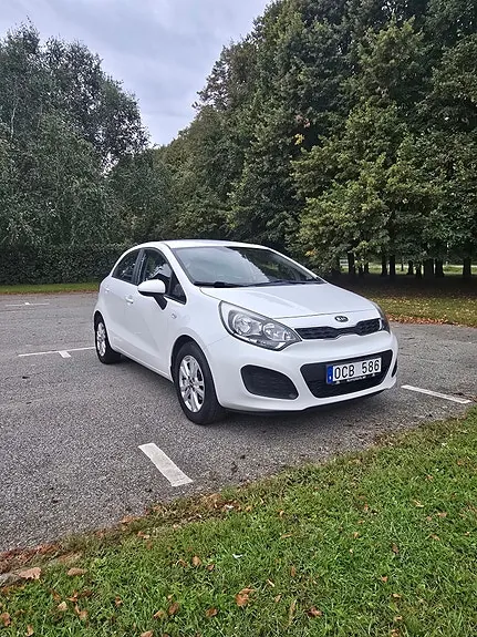 Kia Rio 2012 photo 3