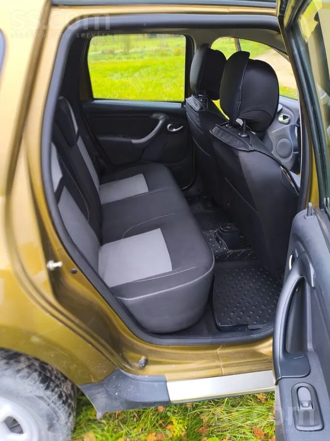 Dacia Duster 2017 photo 2
